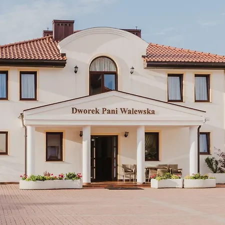 Dworek Pani Walewska 여관